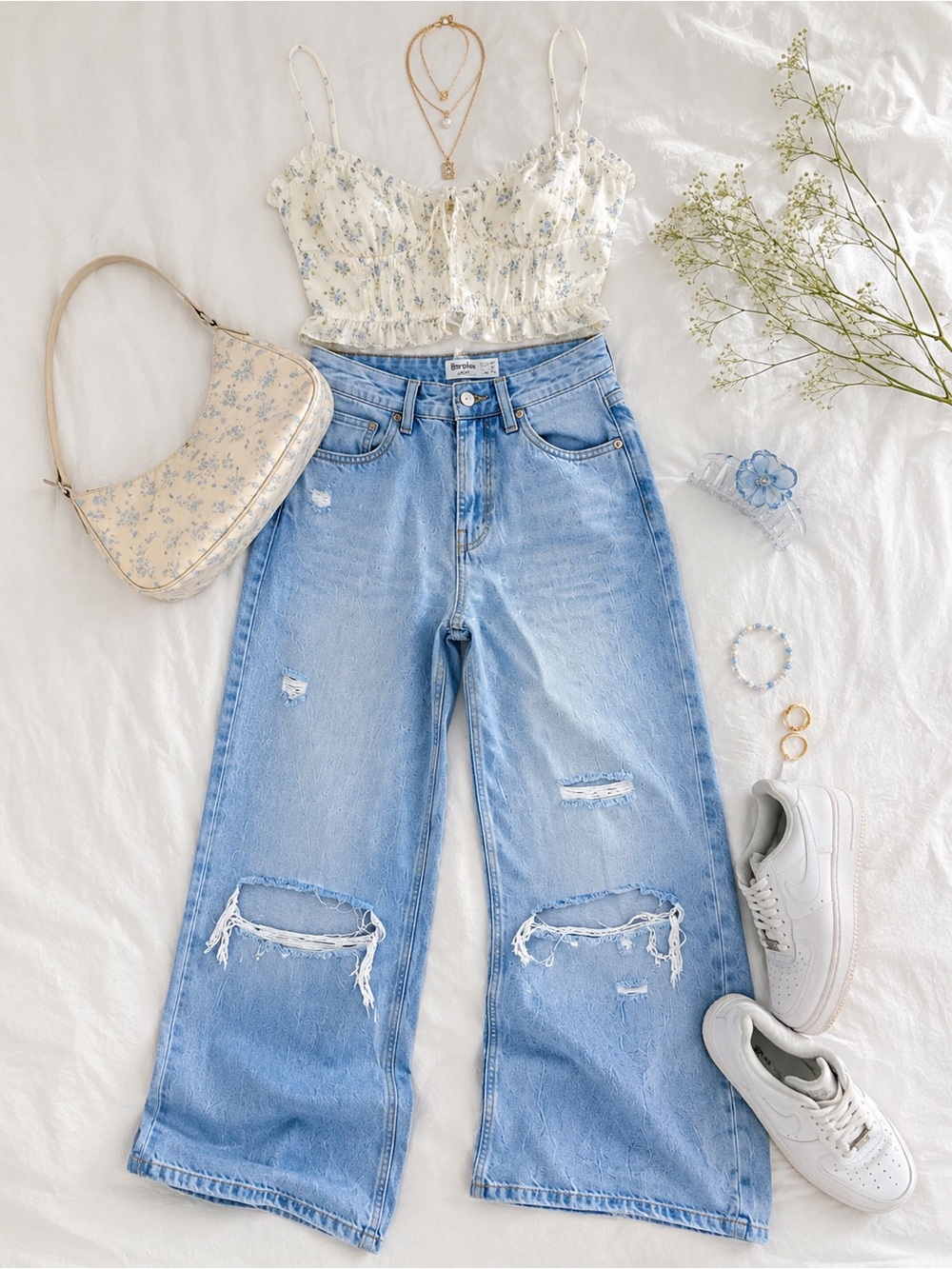 Bershka 90s Wide Leg Distressed Light Wash Y2K Baggy Jeans Size 2 Boho - Picture 14 of 15